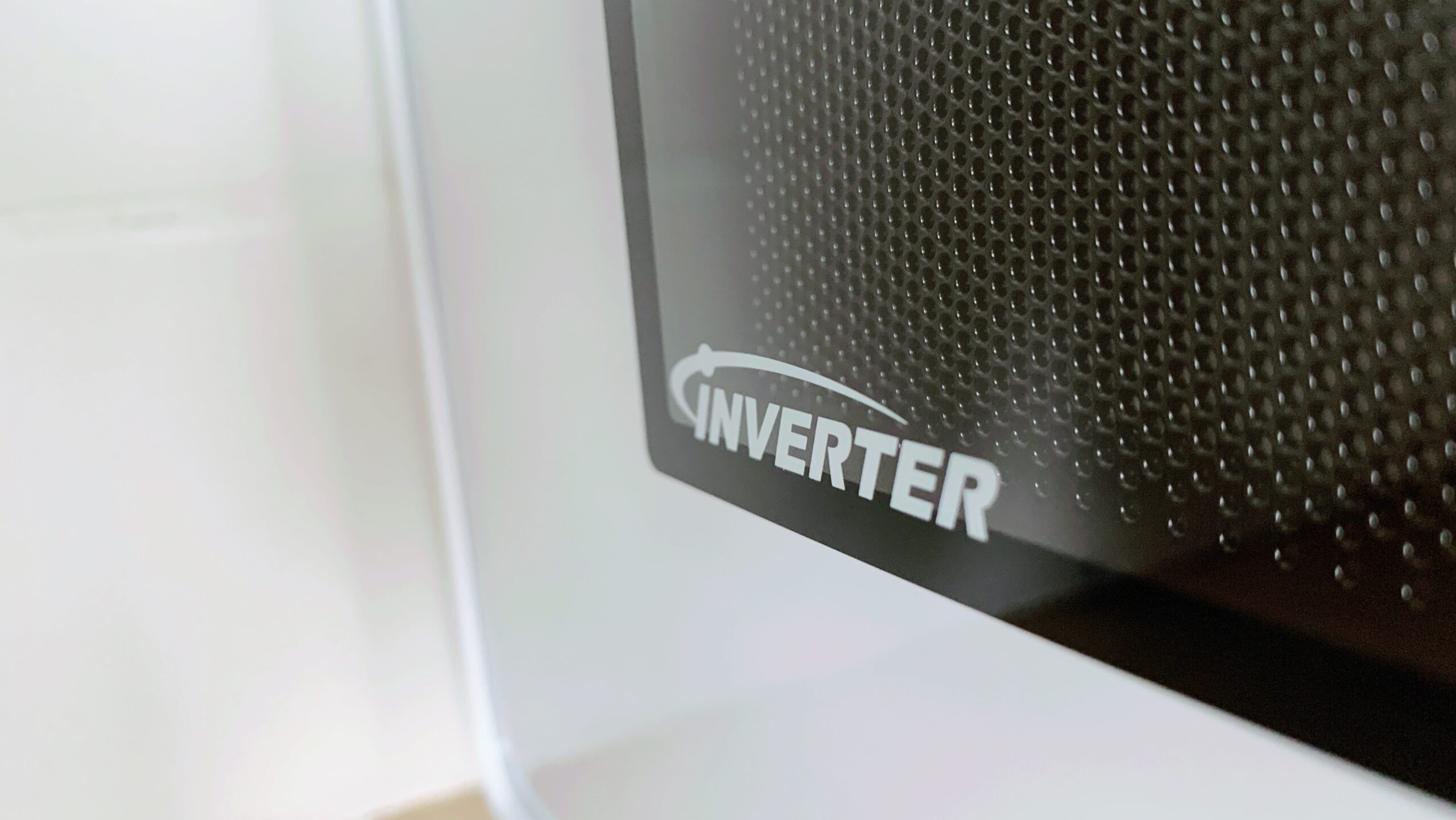 Kuchenka mikrofalowa Panasonic NN-GD34HW Fot. Magda Pilarczyk